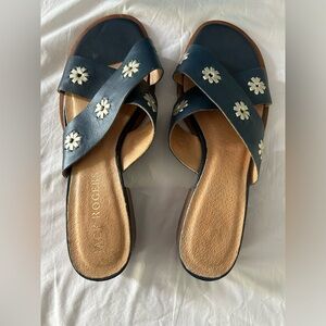 Jack Rogers size 10 Rondelle city sandals in navy